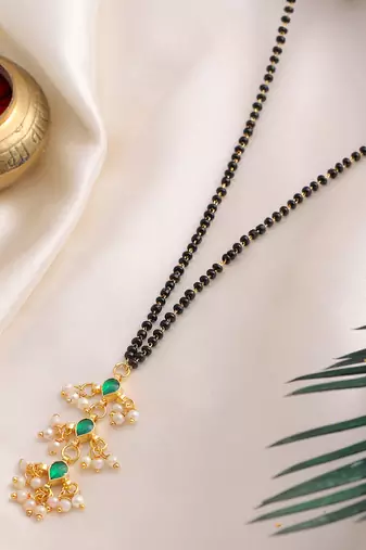 Gold plated beaded kundan green stone mangalsutra