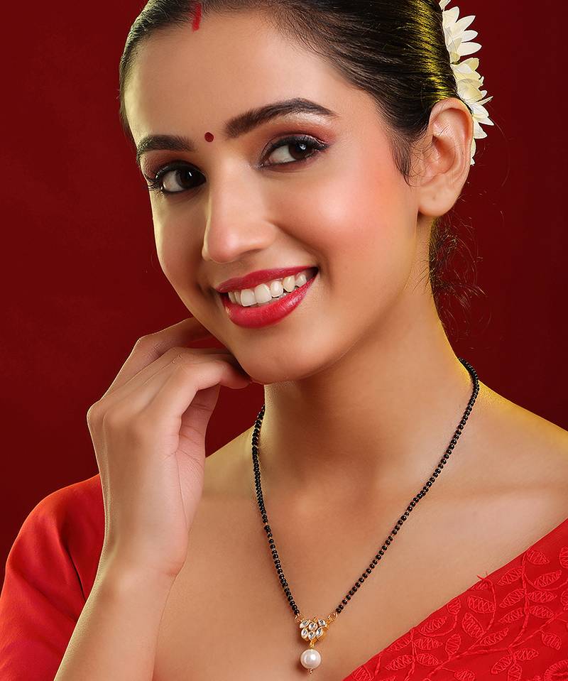 Gold plated kundan white stone mangalsutra