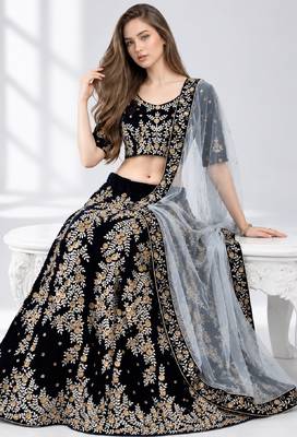 NAVY BLUE ZARI EMBROIDERED VELVET FESTIVAL LEHENGA CHOLI SET 4