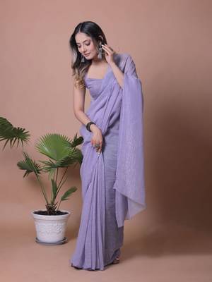 Women Shimmer Crunchy Tissue Saree 2