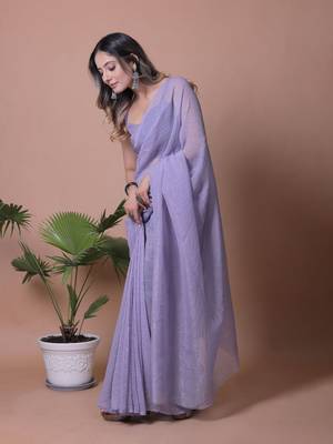 Women Shimmer Crunchy Tissue Saree 4