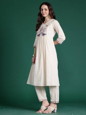 Off white embroidered viscose rayon kurta trouser set 3