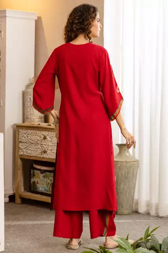 Pink embroidered viscose rayon kurta trouser set