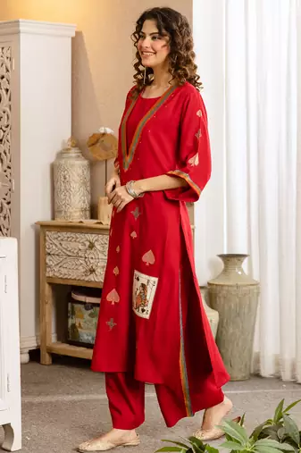 Pink embroidered viscose rayon kurta trouser set