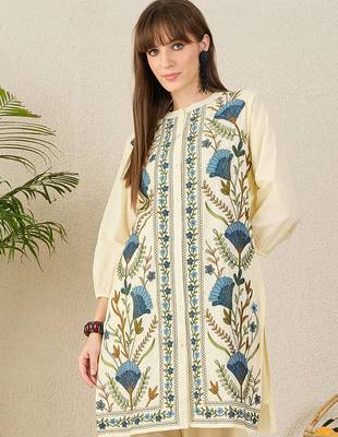 Off white embroidered pure cotton kurta trouser set 1