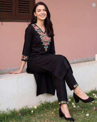Black embroidered viscose rayon kurta trouser set 1
