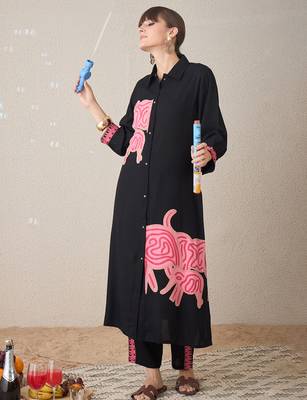 Black embroidered viscose rayon kurta trouser set 4