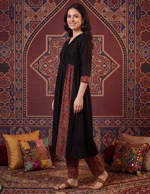Black printed pure cotton kurta trouser set 4