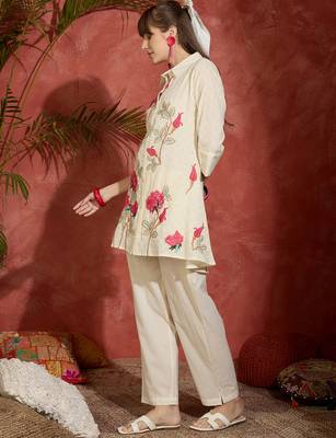 Off white embroidered pure cotton kurta trouser set 3