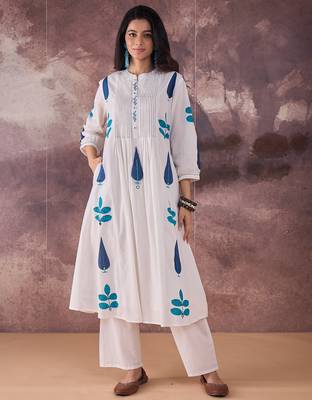 White printed pure cotton kurta trouser set 4
