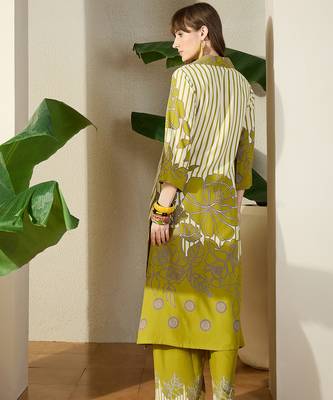 Green printed viscose rayon kurta trouser set 2