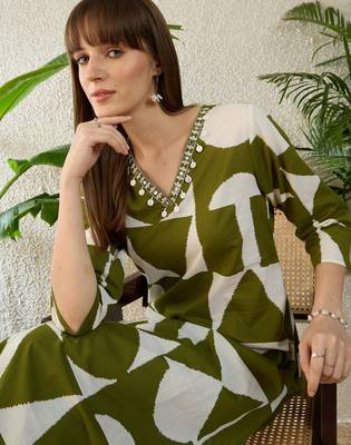 Green printed pure cotton kurta trouser set 1