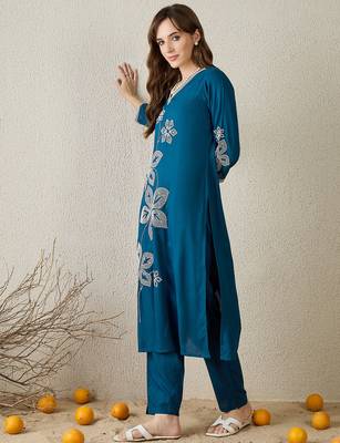 Teal embroidered viscose rayon kurta trouser set 3