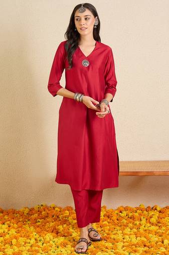 Maroon printed liva kurta trouser set
