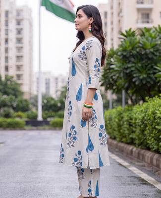 White printed pure cotton kurta trouser set 4