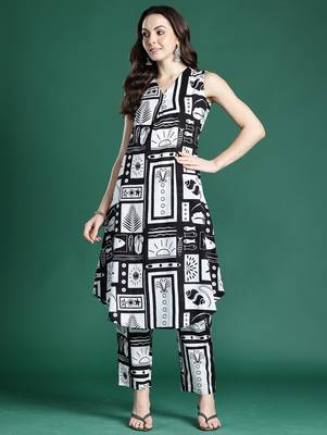 Black printed pure cotton kurta trouser set 4