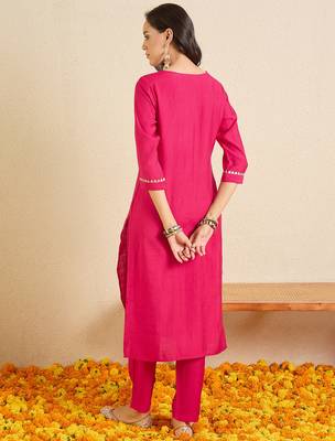 Pink embroidered silk kurta trouser set 2
