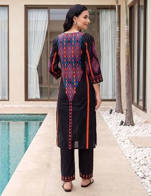 Black embroidered pure cotton kurta trouser set 3