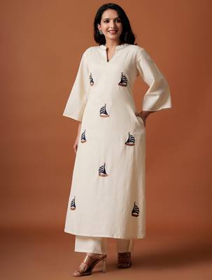 Off white embroidered pure cotton kurta trouser set 3