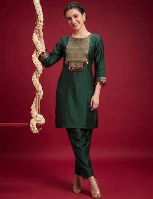 Green printed liva kurta trouser set 2