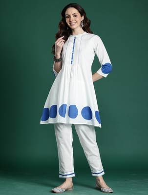 White printed pure cotton kurta trouser set 4