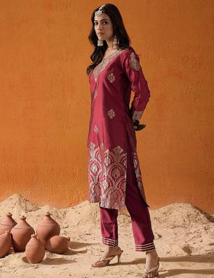 Maroon printed polyester kurta trouser set 3