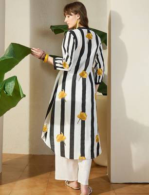 White printed pure cotton kurta trouser set 3