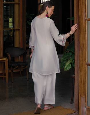 White embroidered silk kurta trouser set 3