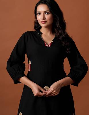Black embroidered pure cotton kurta trouser set 1