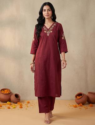 Red embroidered pure cotton kurta trouser set 4