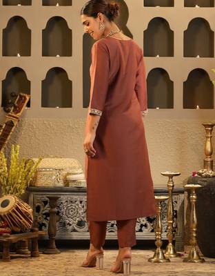 Brown embroidered silk kurta trouser set 2