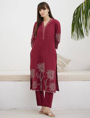 Red embroidered pure cotton kurta trouser set 4