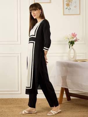 Black printed chanderi silk kurta trouser set 3