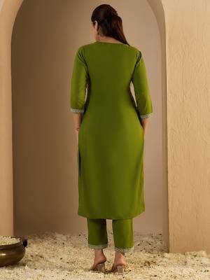 Green embroidered viscose rayon kurta trouser set 2