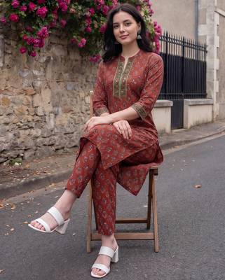 Maroon printed pure cotton kurta trouser set 1