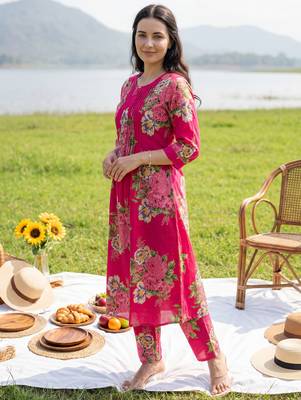 Pink printed pure cotton kurta trouser set 4