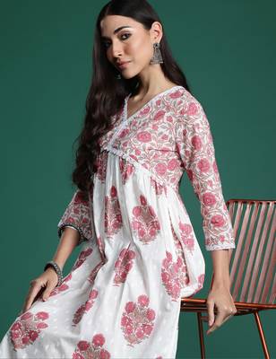 White printed pure cotton kurta trouser set 1