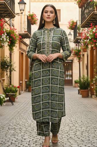 Green printed pure cotton kurta trouser set