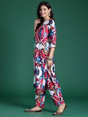White printed pure cotton kurta trouser set 4