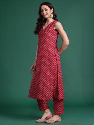 Maroon printed pure cotton kurta trouser set 4