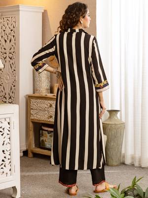 Black printed viscose rayon kurta trouser set 2