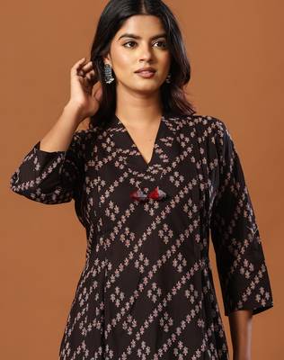 Black printed pure cotton kurta trouser set 4
