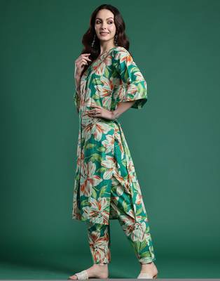 Green printed pure cotton kurta trouser set 3