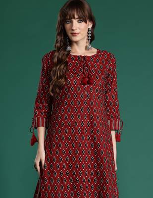 Maroon printed pure cotton kurta trouser set 2