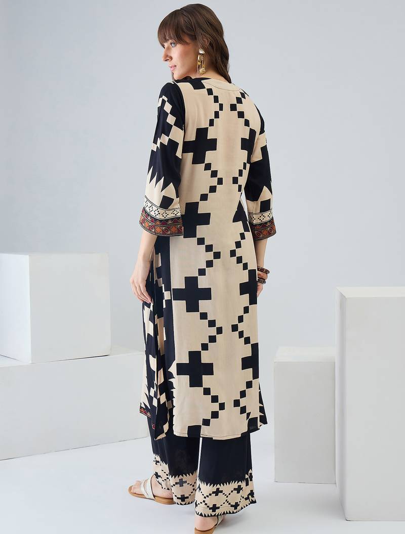 Off white printed viscose rayon kurta trouser set