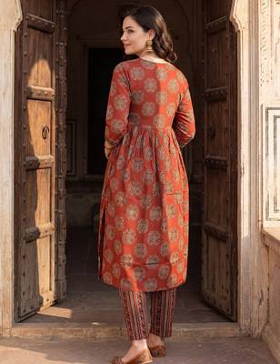 Maroon printed pure cotton kurta trouser set 2