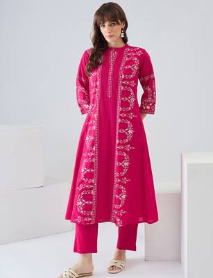 Pink embroidered pure cotton kurta trouser set 4