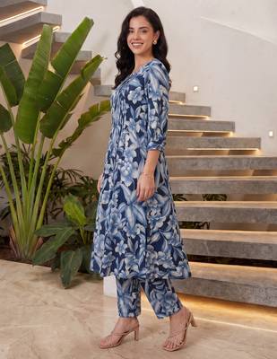 Blue printed pure cotton kurta trouser set 4
