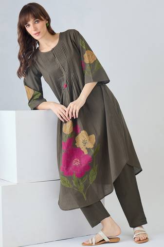 Green printed pure cotton kurta trouser set