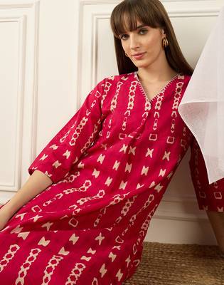 Pink printed pure cotton kurta trouser set 1